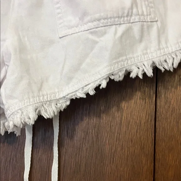 High Waist White Frayed Hem Women's Shorts Medium - Picture 11 of 13